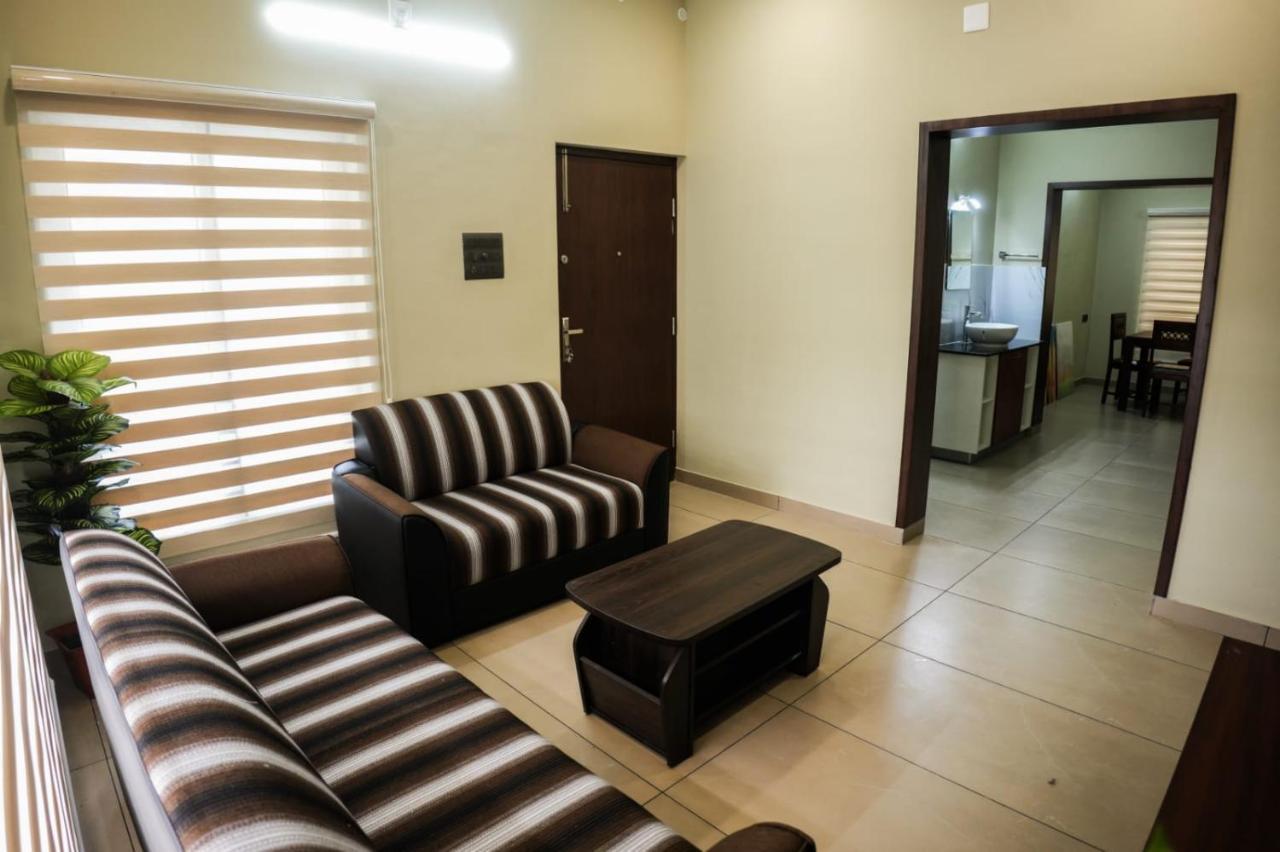 Zennova Furnished Apartment Alappuzha Екстер'єр фото
