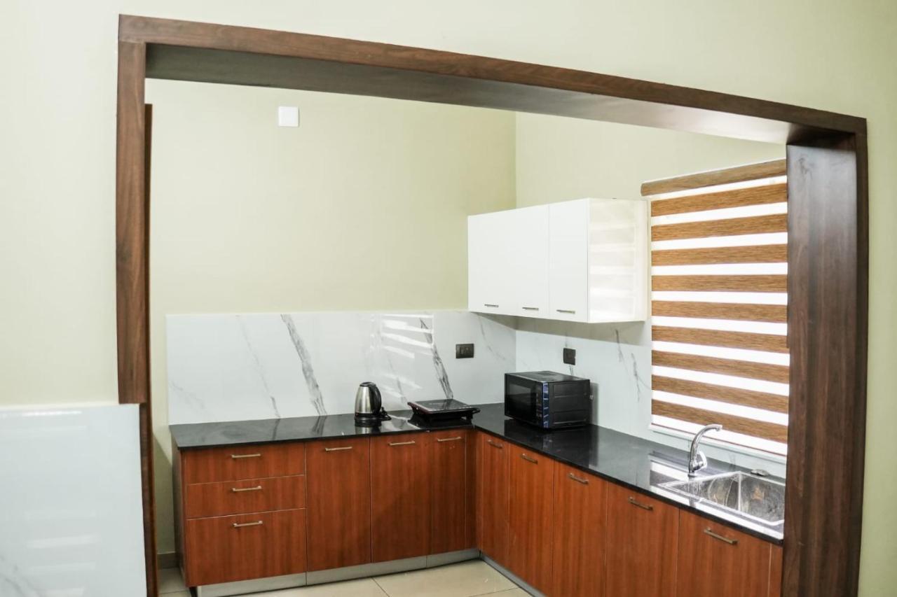 Zennova Furnished Apartment Alappuzha Екстер'єр фото