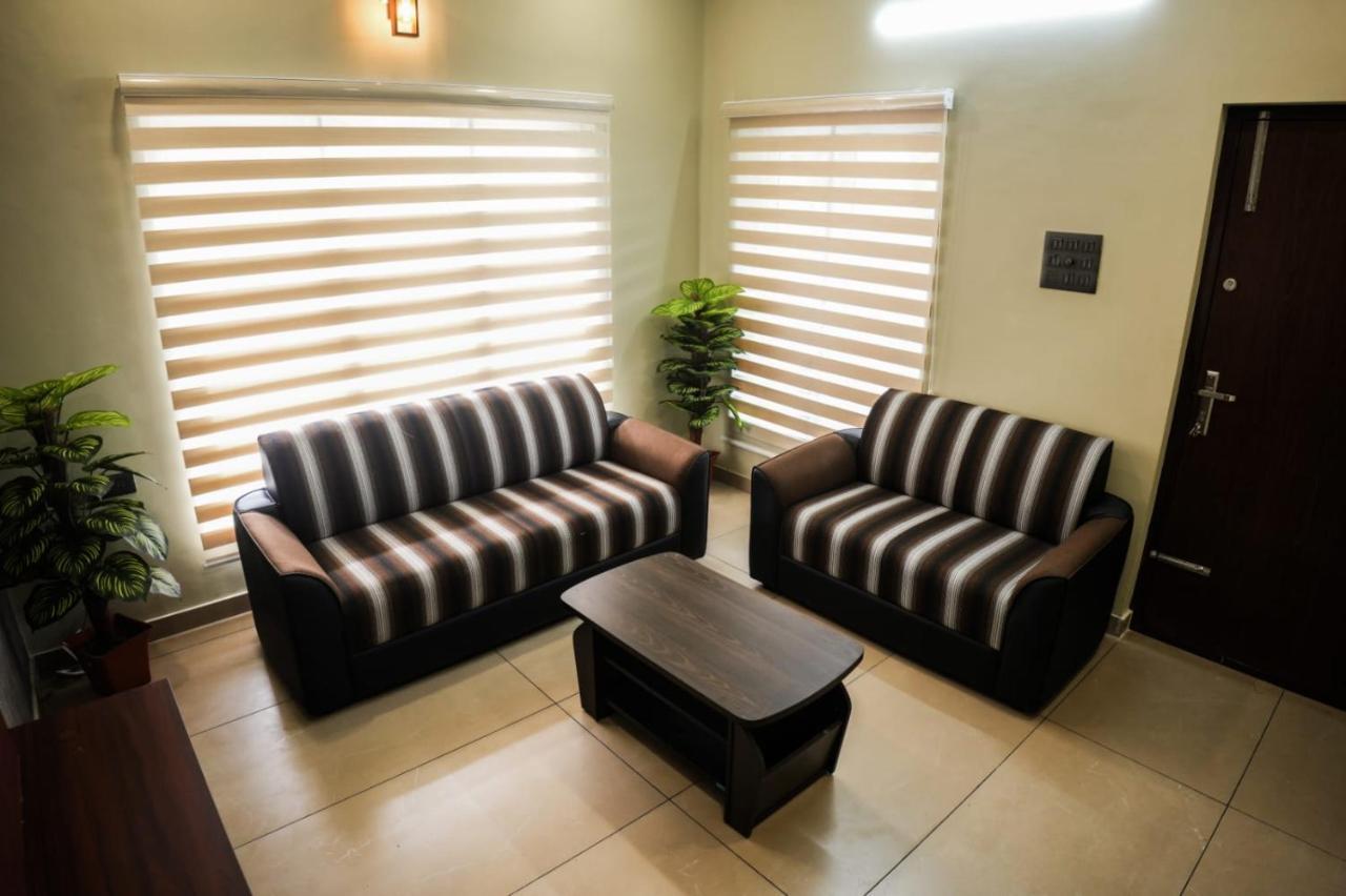 Zennova Furnished Apartment Alappuzha Екстер'єр фото